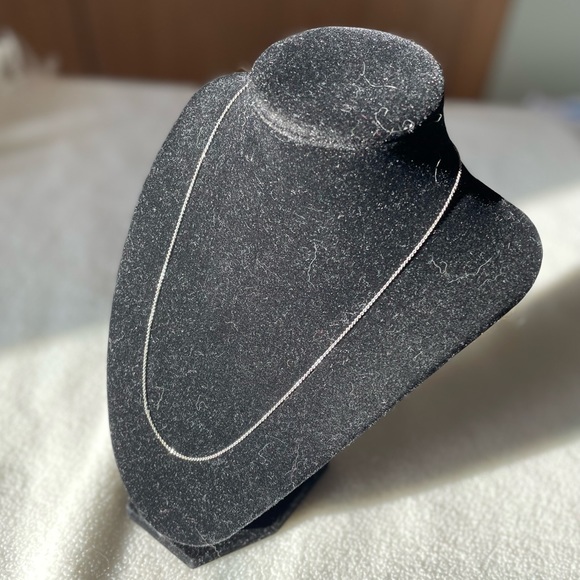 Tocara Alessandra Chain (NWOT) | C$20 - Picture 1 of 2